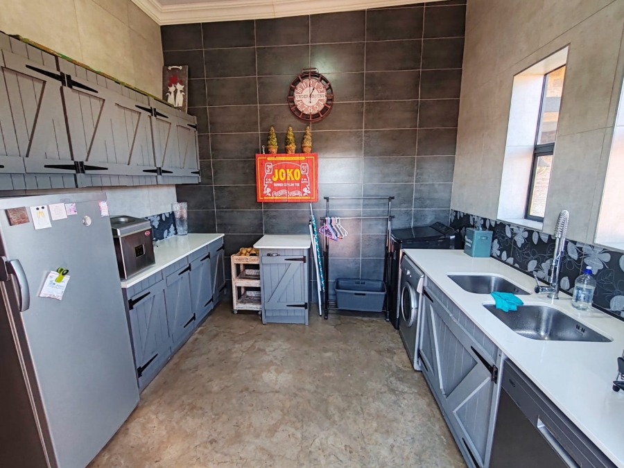 3 Bedroom Property for Sale in Grimbeeck Park North West